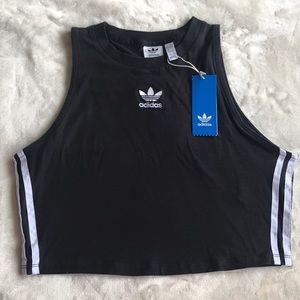 🖤ADIDAS CROP TOP🖤